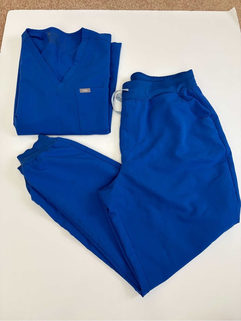 Figs Scrub Outfit Catarina One Pocket Top and HW Zamora Pants Size XL Blue